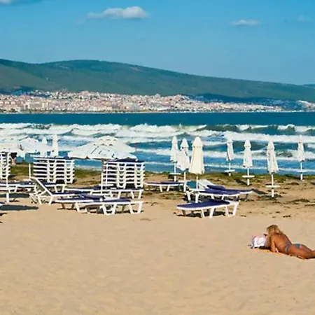 Lejlighed Апарткомплекс В 50 Метрах От Пляжа Солнечный Берег Sunny Beach